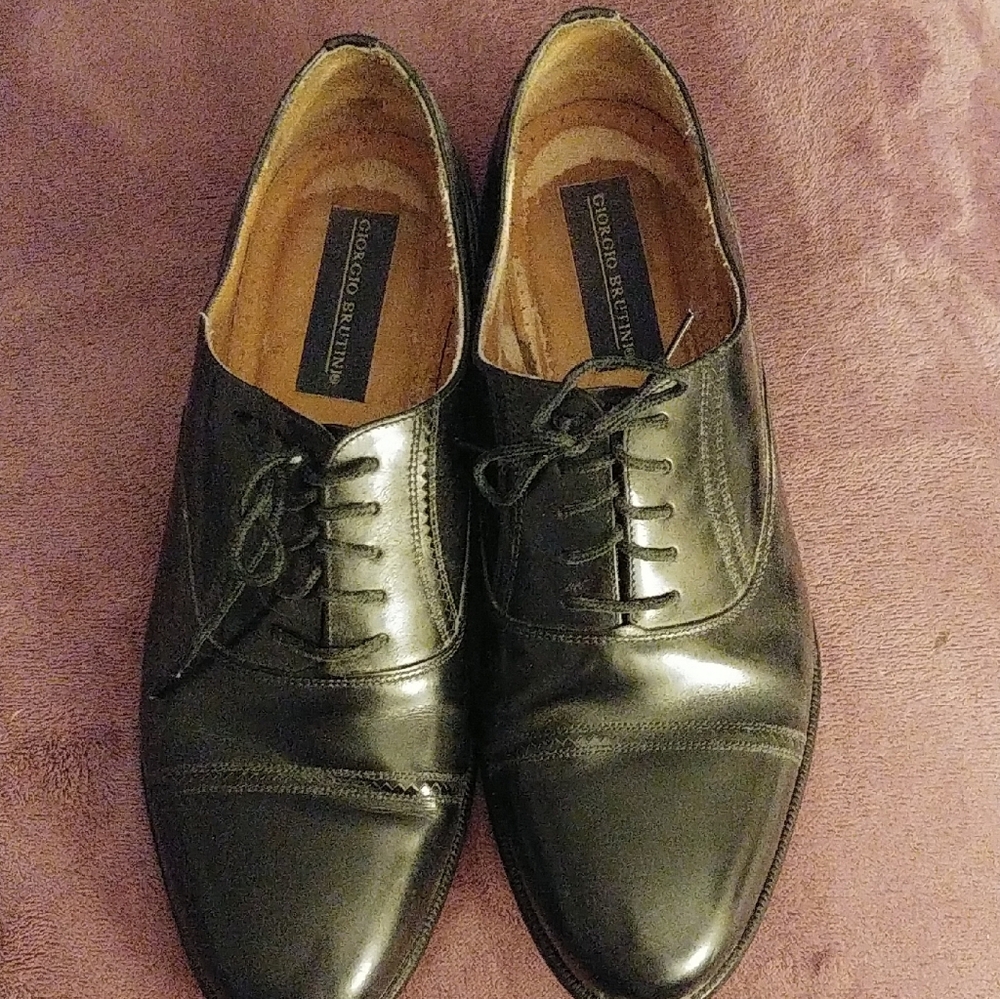Giorgio Brutini Classic Black Oxfords